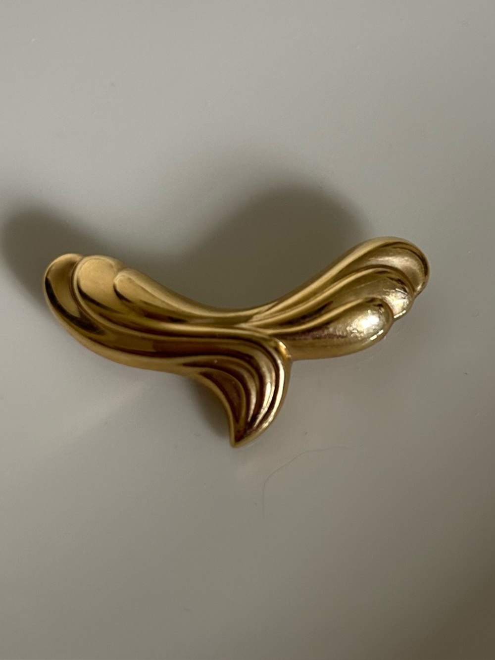 14k Gold Omega Pendant